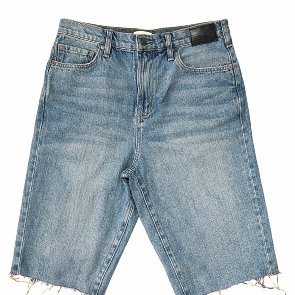 DKNY Jeans Denim Cutoff Shorts Raw Hem Size 29 Vintage Wash Cotton NWOT